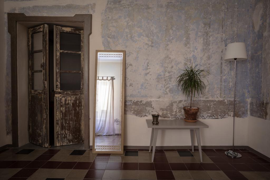 Bed and Breakfast Piazza San Pantaleo Сорсо Экстерьер фото