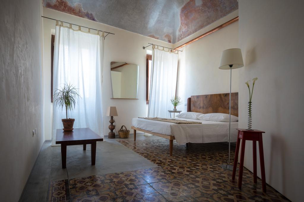 Bed and Breakfast Piazza San Pantaleo Сорсо Экстерьер фото